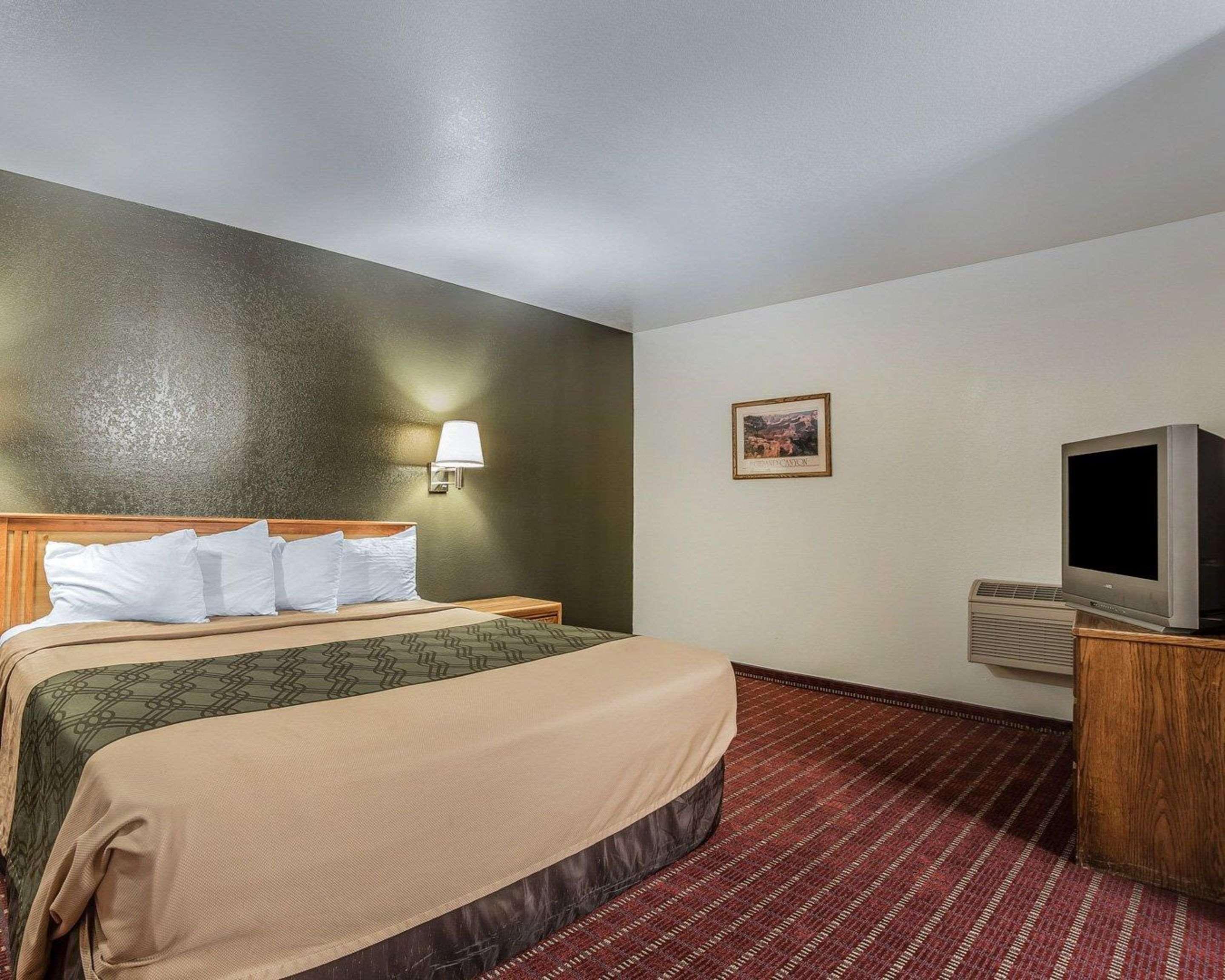 Rodeway Inn Hurricane - Zion National Park Area Екстериор снимка